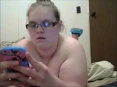 cute teen texting mom b4 sucking and fucking her dad and getting a creampie Thumb