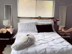 BUNNY MAID MAKES YOUR BED! - INDIGO WHITE Thumb