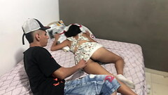 Sexy hermanastra latina flaca con gran culo y tetas descansa en su habitaci&oacute_n y me follo su muy bien sexo hardcore Thumb